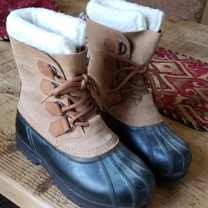 Women's Caribou Sorel snow boots
